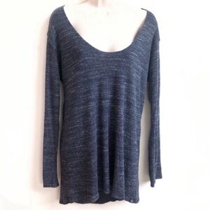 🆕 Treasure & Bond high low scoop neck tuni…